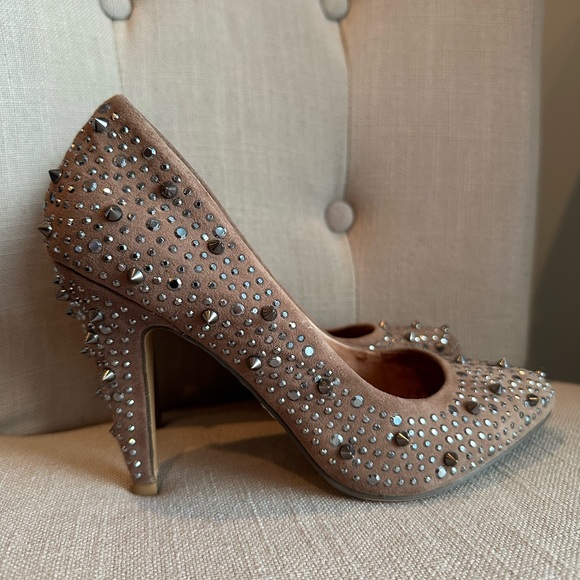Aldo Studded and Spiked Heel - Picture 3 of 4